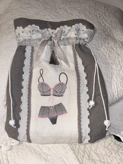 Sac à lingerie Gris et Blanc