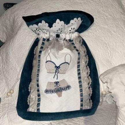 Petit sac à linge lingerie, Bleu canard et Blanc – Image 4