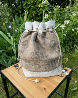 Sac baluchon en toile de jute