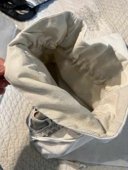Sac à linge en dentelle ‘’grosses fleurs‘’ – Image 4