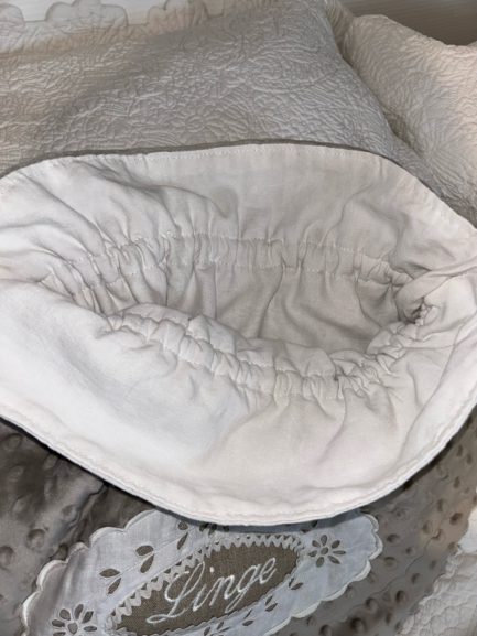 Sac à linge petit cœur, taupe tout doux – Image 3