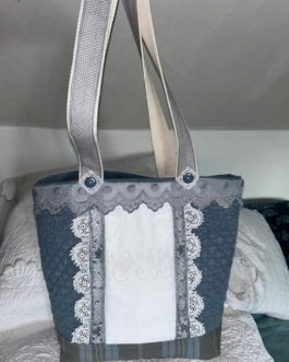 Petit sac, matelassé bleu monogramme SM