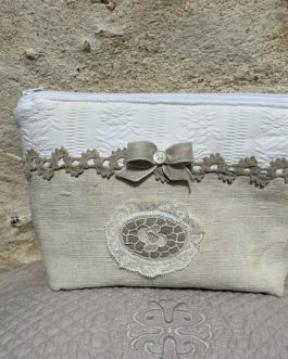 Trousse Fleur en chanvre et coton piqué ancien