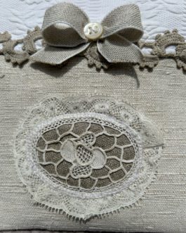 Trousse Fleur en chanvre et coton piqué ancien