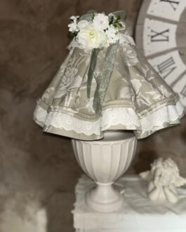 Lampe pied en porcelaine blanche